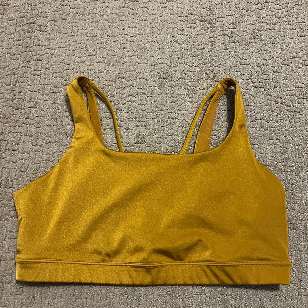 Athleta Women’s Exhale Bra Gold Metallic - Picture 1 of 4
